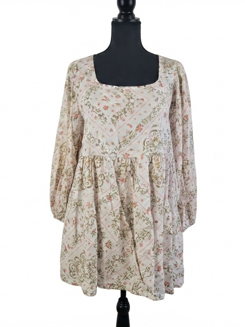 Floral Square-Neck Babydoll Blouse in Cream and Pink